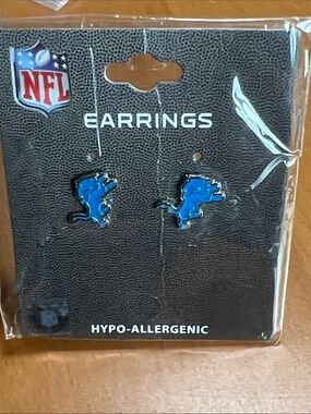 New NFL Detroit Lions Blue Logo Stud Earrings